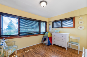 COZY FAMILY HOME IN THE HEART OF AMBLESIDE- 1488 Palmerston Avenue, West Vancouver